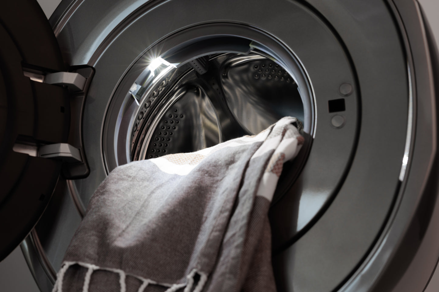 MobyWash Daewoo DY-BGX05 Anthrazit Schwarz Waschen und Trocknen